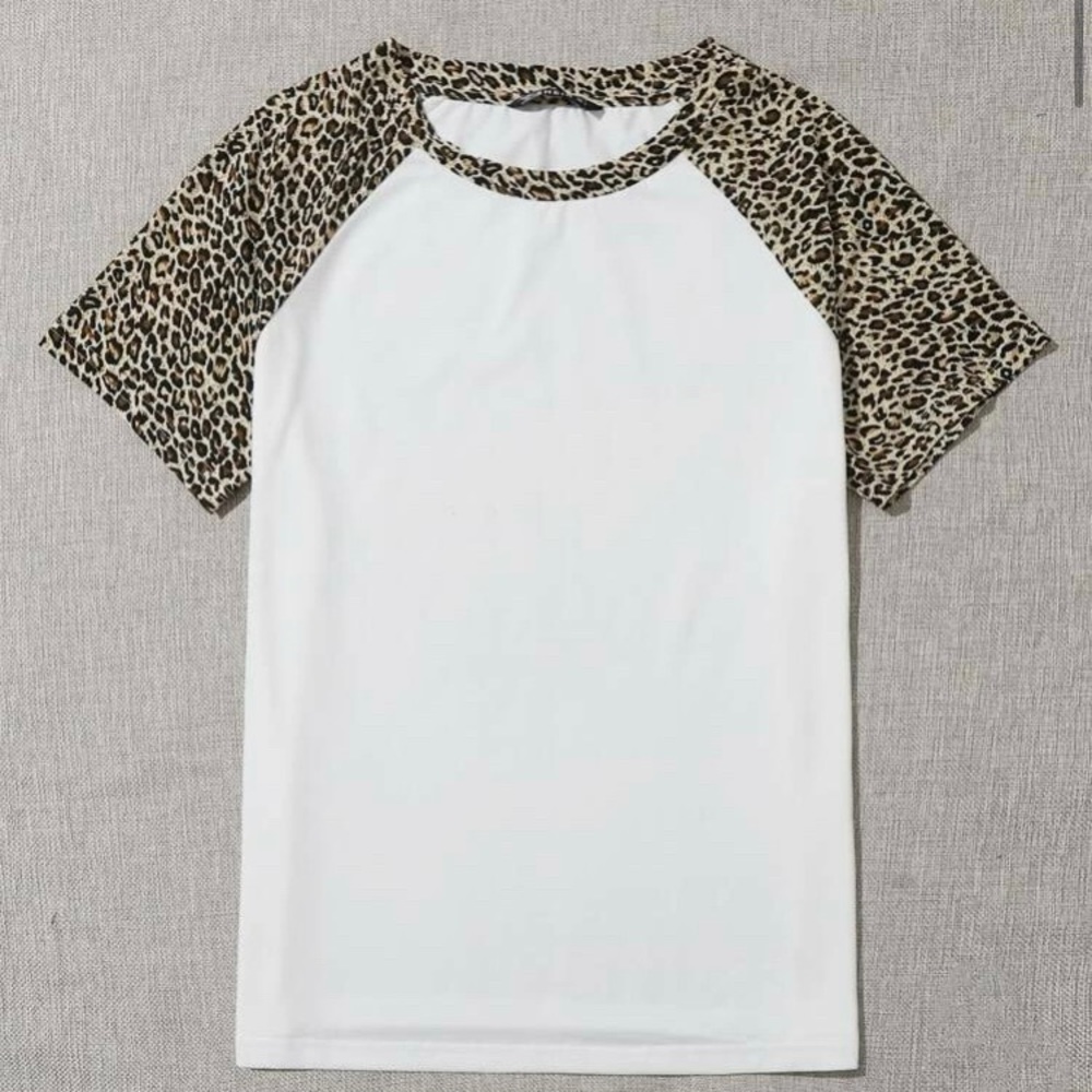 Leopard print top